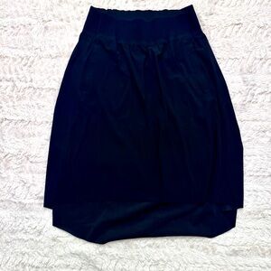 Athleta Black Cosmic Hi-Low Skirt | Size Small | Versatile & Chic athleisure